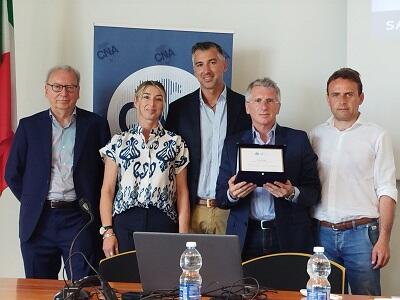 L’assemblea Cna ricorda Bruno Nelli. Consegnata una targa ricordo ai familiari dell’ex presidente