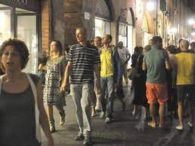 &quot;Giovedì di luglio&quot; in centro storico, torna il tradizionale appuntamento con le aperture serali