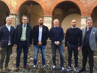 Opposizione Altopascio: &quot;Nell&#039;ultimo consiglio comunale è stato superato il limite : affermazioni razziali e svilenti il ruolo di una istituzione, paragonata a un organo genitale&quot;