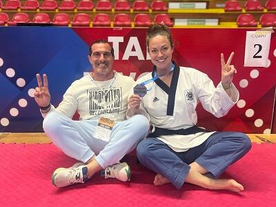 Vikki Jayne Todd, terzo argento consecutivo ai campionati italiani di Taekwondo - Forme cinture nere