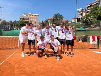 Piccoli Sinner crescono: storica promozione in A2 pper il Circolo Tennis Lucca