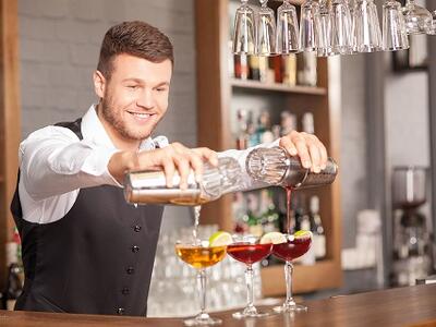 Uno sbocco su una nuova professione: iscrizioni aperte per il corso di barman