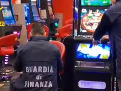 La Guardia di Finanza sorprende sette minori in una sala slot: chiuso e sanzionato l&#039;esercizio