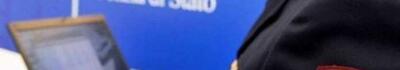 La polizia postale mette in guardia dai truffatori che si spacciano per operatori delle forze dell’ordine