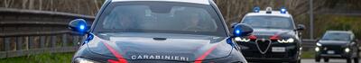 Tenta la truffa dello specchietto e perseguita le sue vittime: arrestato dai carabinieri dopo una fuga rocambolesca