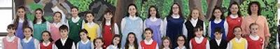 Il Coro Arcobaleno porta a Real Collegio Estate il musical sulle sorellastre di Cenerentola