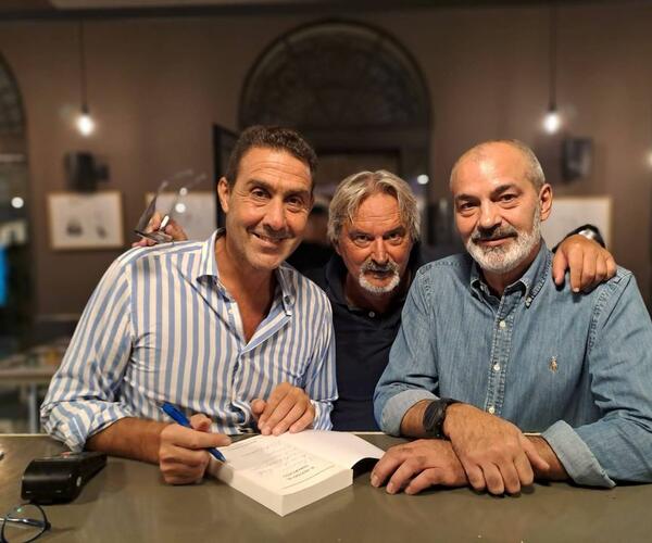 Ferruccio Pera messo in croce per aver ospitato a cena Roberto Vannacci: su fb decine di offese e inviti al boicottaggio