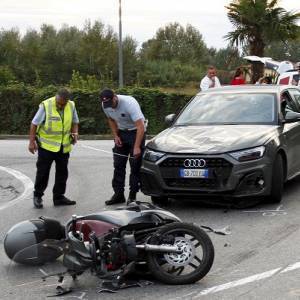 INCIDENTE AURELIA PIETRASANTA