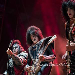 Kiss_011