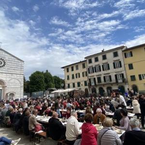 piazza san francesco_25 aprile_1