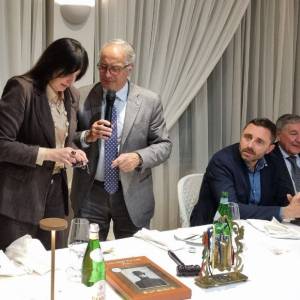 7 ok Nencini  premiazione Elisabetta